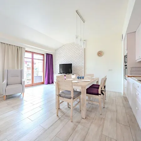White Pearl With Two Terraces By Oneapartments * Gdańsk