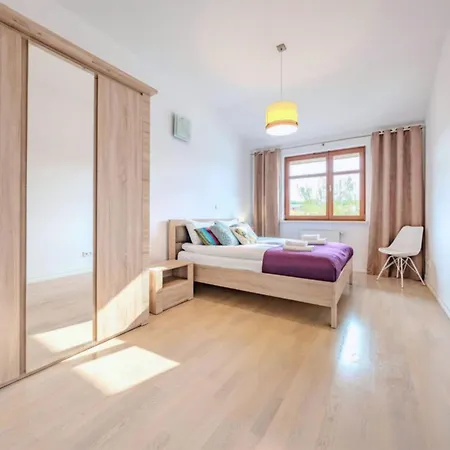 White Pearl With Two Terraces By Oneapartments Gdańsk